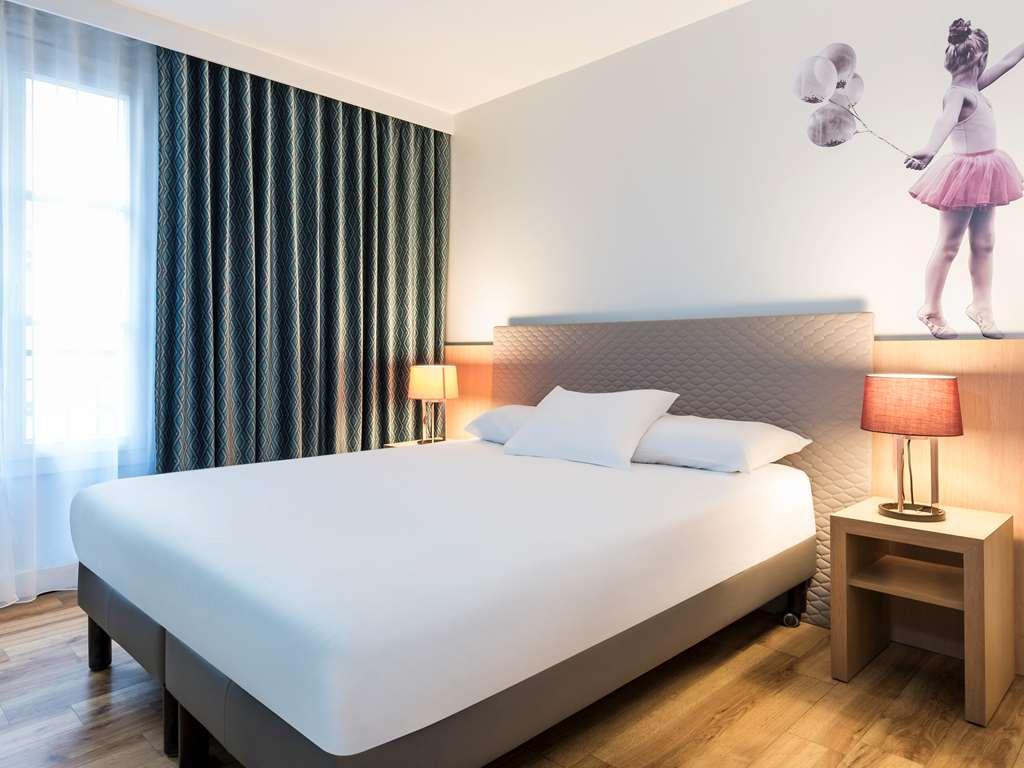 Aparthotel Adagio Paris Montmartre Стая снимка