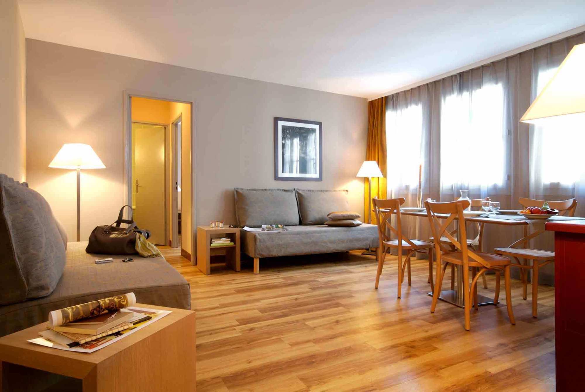 Aparthotel Adagio Paris Montmartre Екстериор снимка